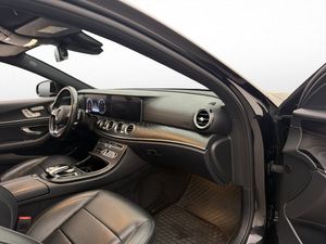 Mercedes E220 bild 17