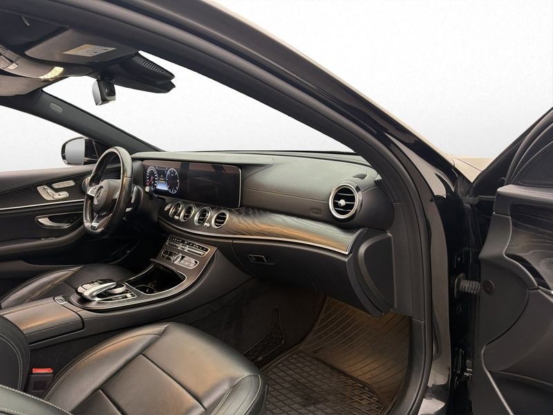 Mercedes E220 bild 17