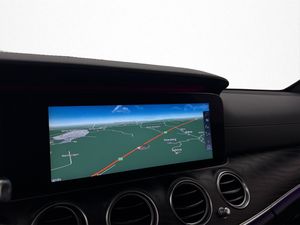 Mercedes E220 bild 22