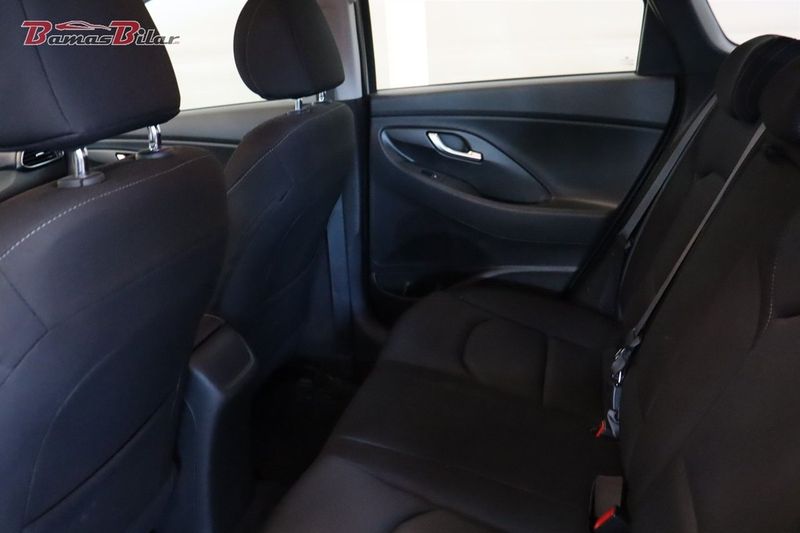 Hyundai i30 bild 12