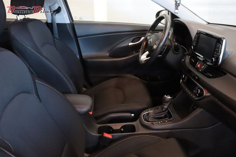 Hyundai i30 bild 13