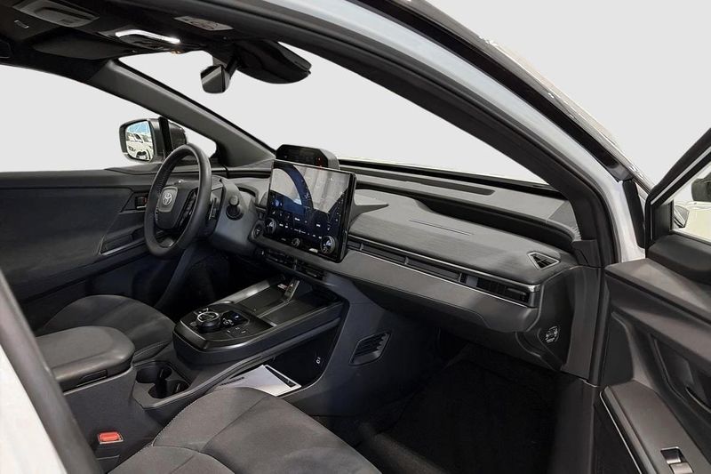 Toyota C-HR bild 7