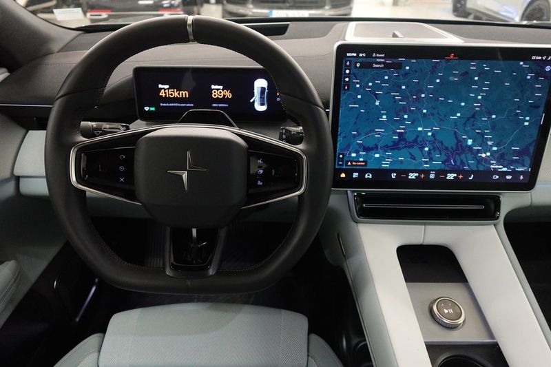Polestar 4 bild 7