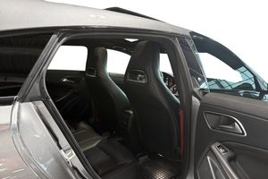 Mercedes CLA45 AMG bild 10