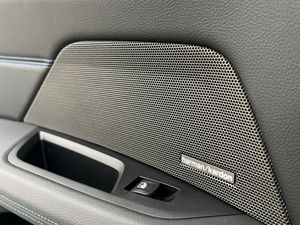 BMW i4 bild 16