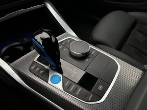 BMW i4 bild 33
