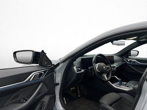 BMW i4 bild 12