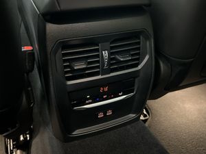 BMW i4 bild 34