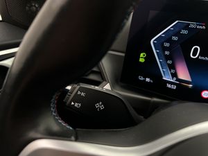 BMW i4 bild 20