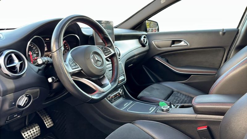 Mercedes GLA200 bild 7