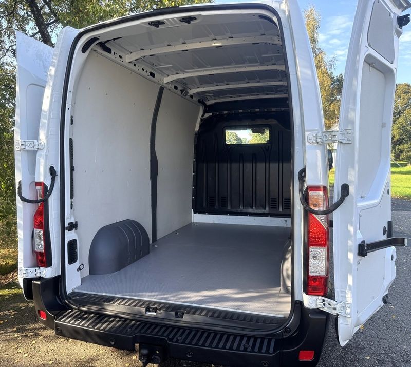 Nissan Interstar bild 16