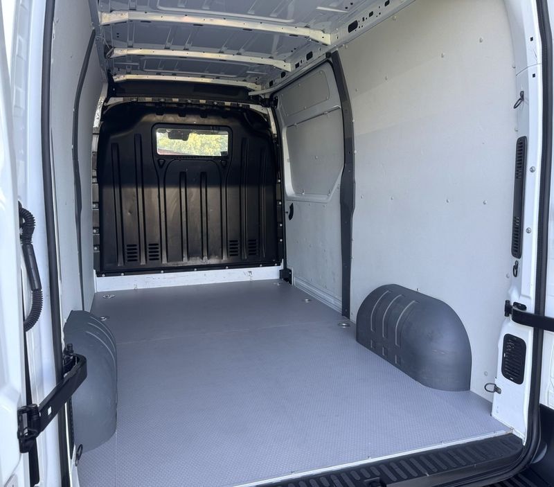 Nissan Interstar bild 17