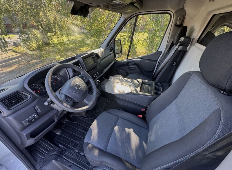 Nissan Interstar bild 14