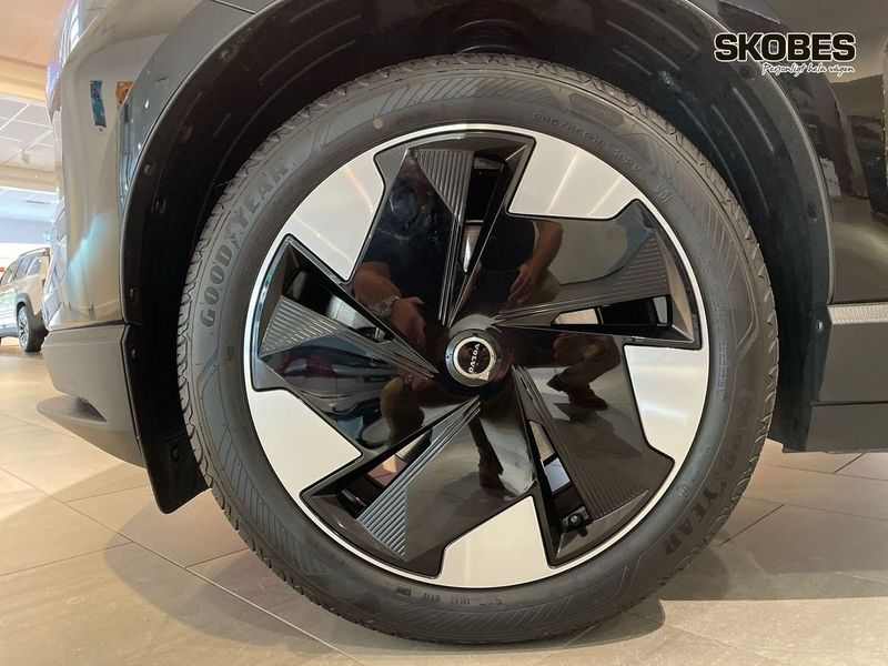 Volvo EX30 bild 18