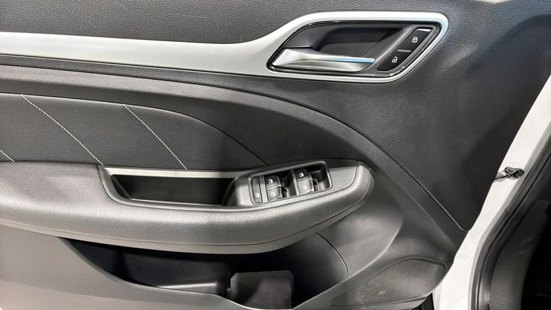 MG ZS EV bild 11