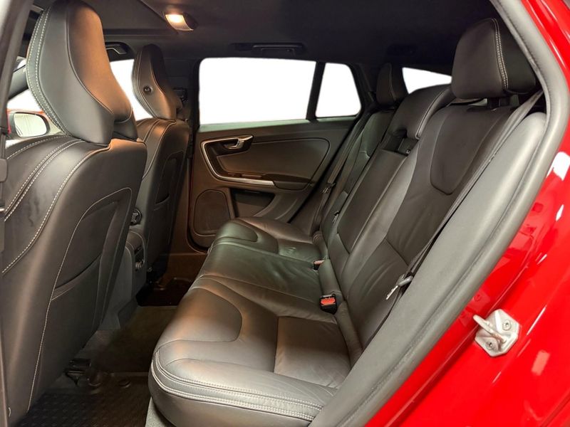 Volvo V60 bild 13