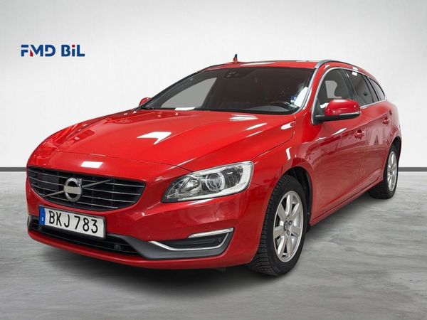 Volvo V60 D4 AWD 181HK MOMENTUM DRAG NAVI SKINN TAKLUCKA D-VÄRM - 2014