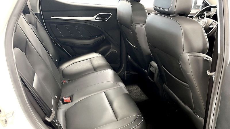 MG ZS EV bild 8