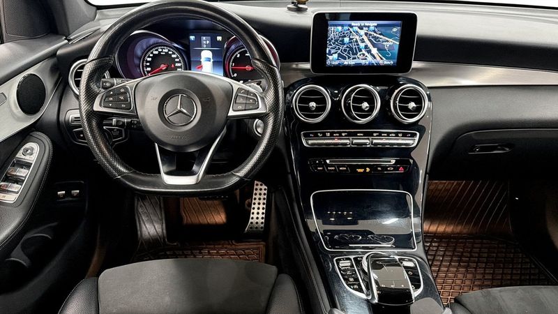 Mercedes GLC220 bild 18