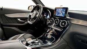 Mercedes GLC220 bild 19