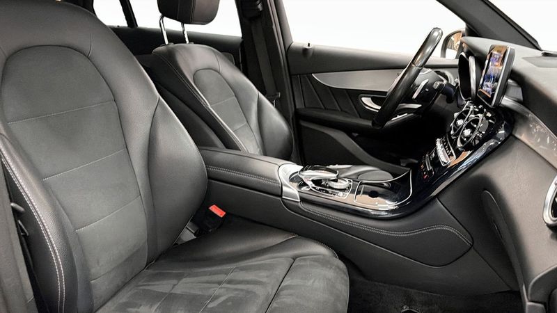 Mercedes GLC220 bild 20