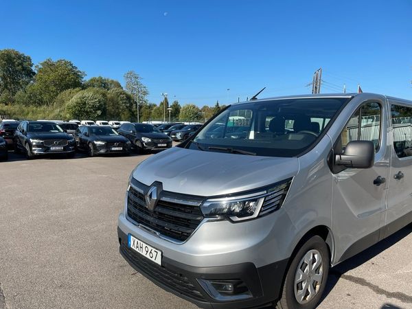 Renault Trafic PASSENGER 9-Sits - 2023