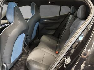 Volvo EX30 bild 6