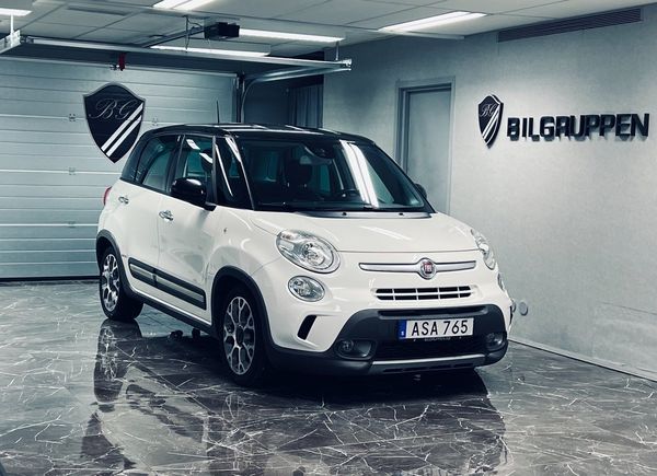 Fiat 500 L 1.4 FIRE T-JET|Drag|Motorvärmare|Navigation|Besiktigad| - 2015