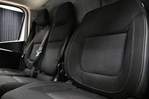 Renault Trafic bild 17
