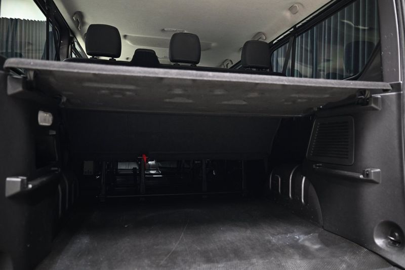 Nissan NV300 bild 11