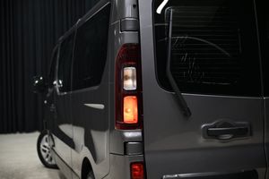 Nissan NV300 bild 14