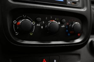 Nissan NV300 bild 19