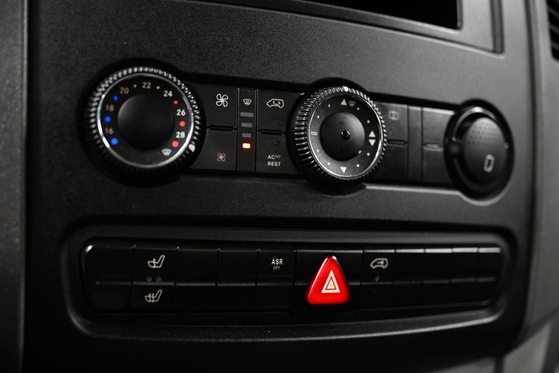 Mercedes Sprinter bild 23