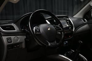 Mitsubishi L 200 bild 17
