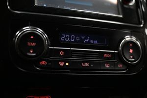 Mitsubishi L 200 bild 26