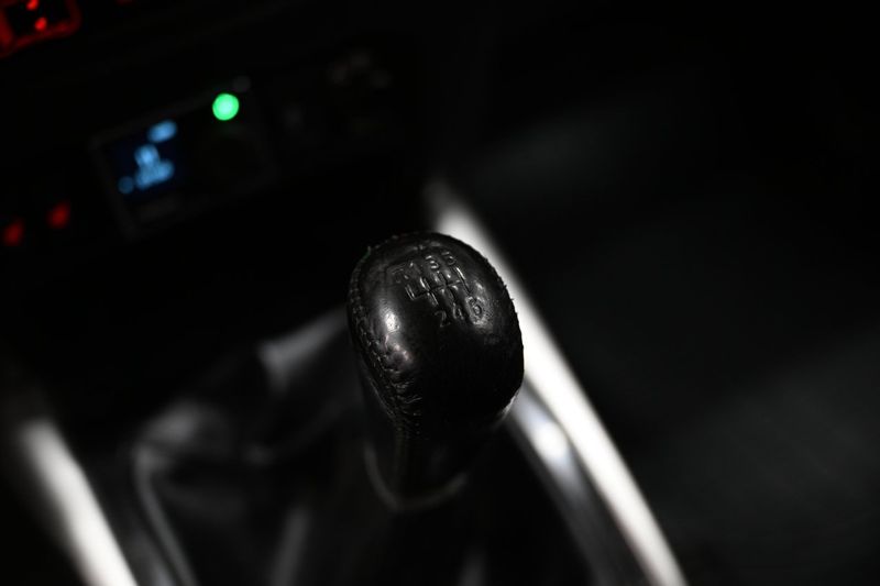 Mitsubishi L 200 bild 24
