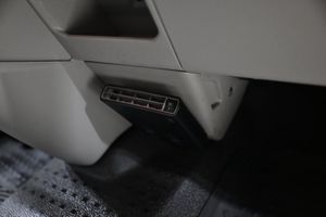 Volkswagen Caravelle bild 21