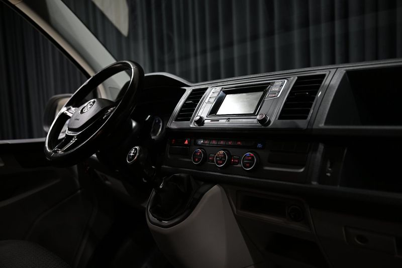 Volkswagen Caravelle bild 30