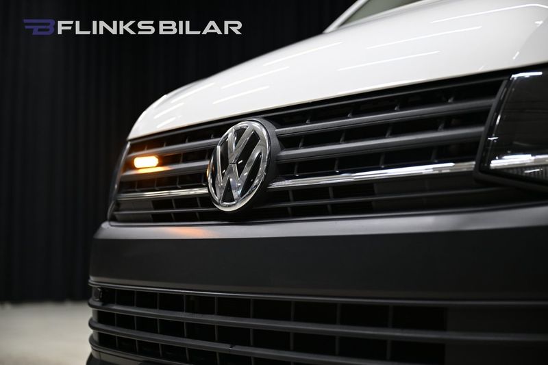 Volkswagen Caravelle bild 2