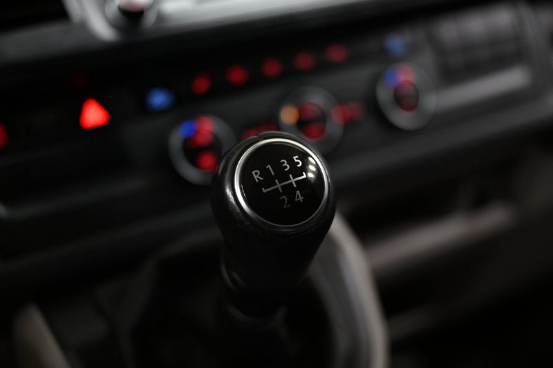 Volkswagen Caravelle bild 24