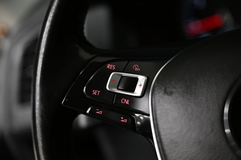 Volkswagen Caravelle bild 28