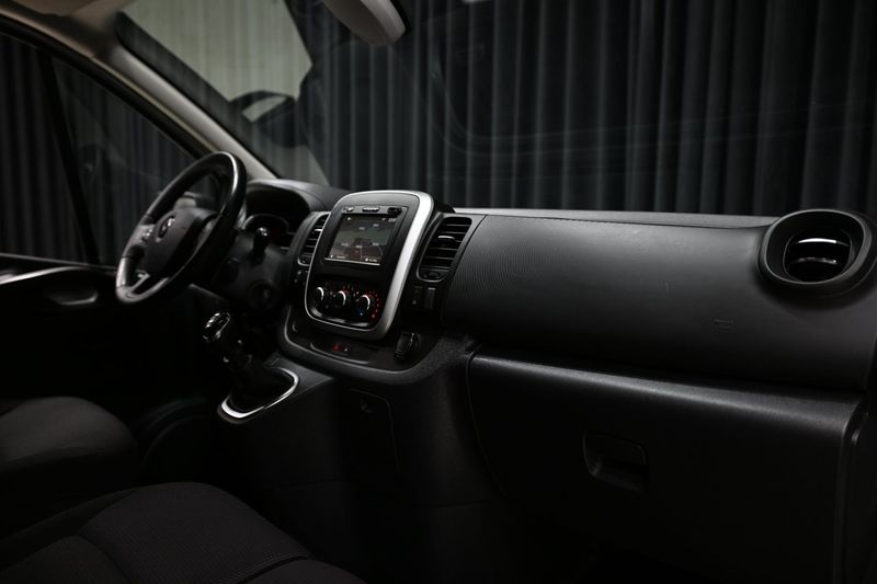 Renault Trafic bild 27