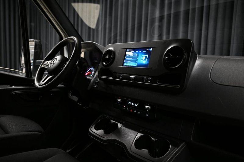 Mercedes Sprinter bild 26