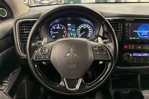 Mitsubishi Outlander bild 10