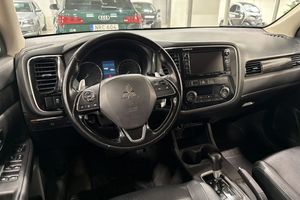 Mitsubishi Outlander bild 9