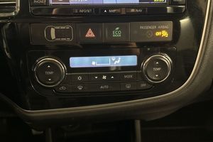 Mitsubishi Outlander bild 17