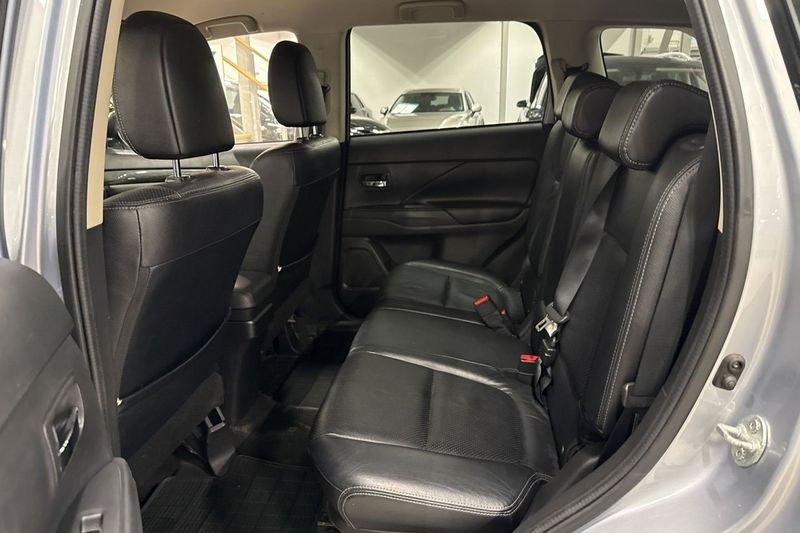 Mitsubishi Outlander bild 23