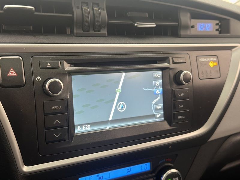 Toyota Auris bild 19