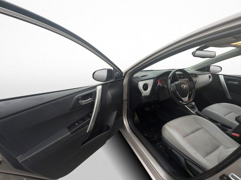 Toyota Auris bild 9