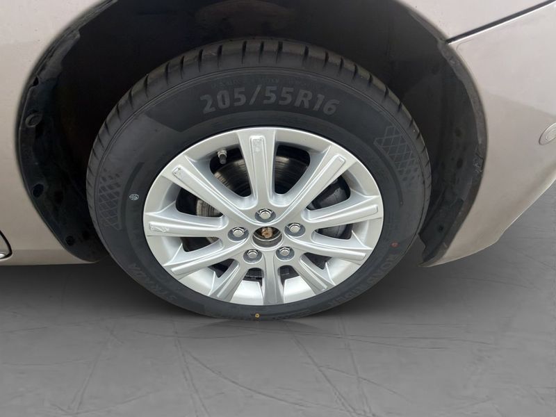 Toyota Auris bild 30